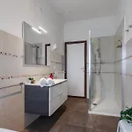 Il Merlo بيت ضيافة *