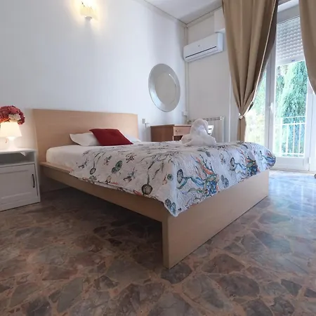 Konukevi Il Merlo